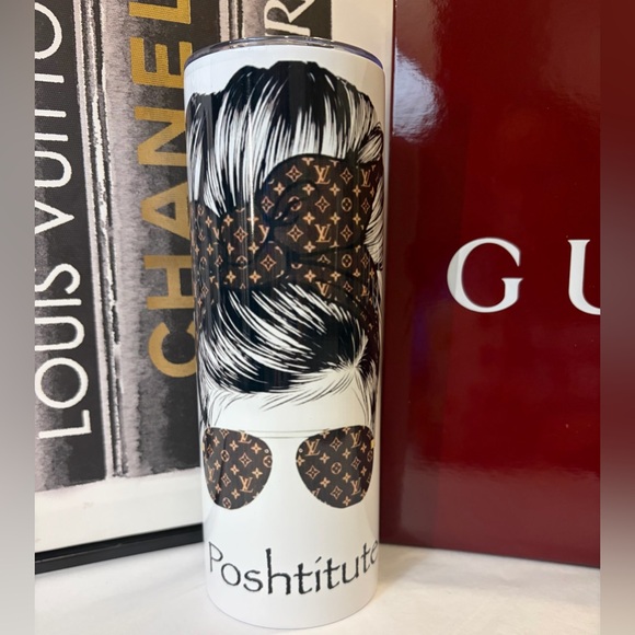 ARE YOU A POSHTITUTE? NIB TUMBLER FEATURES A HIGH MAINTENANCE LADY READY TO POSH - Picture 6 of 6